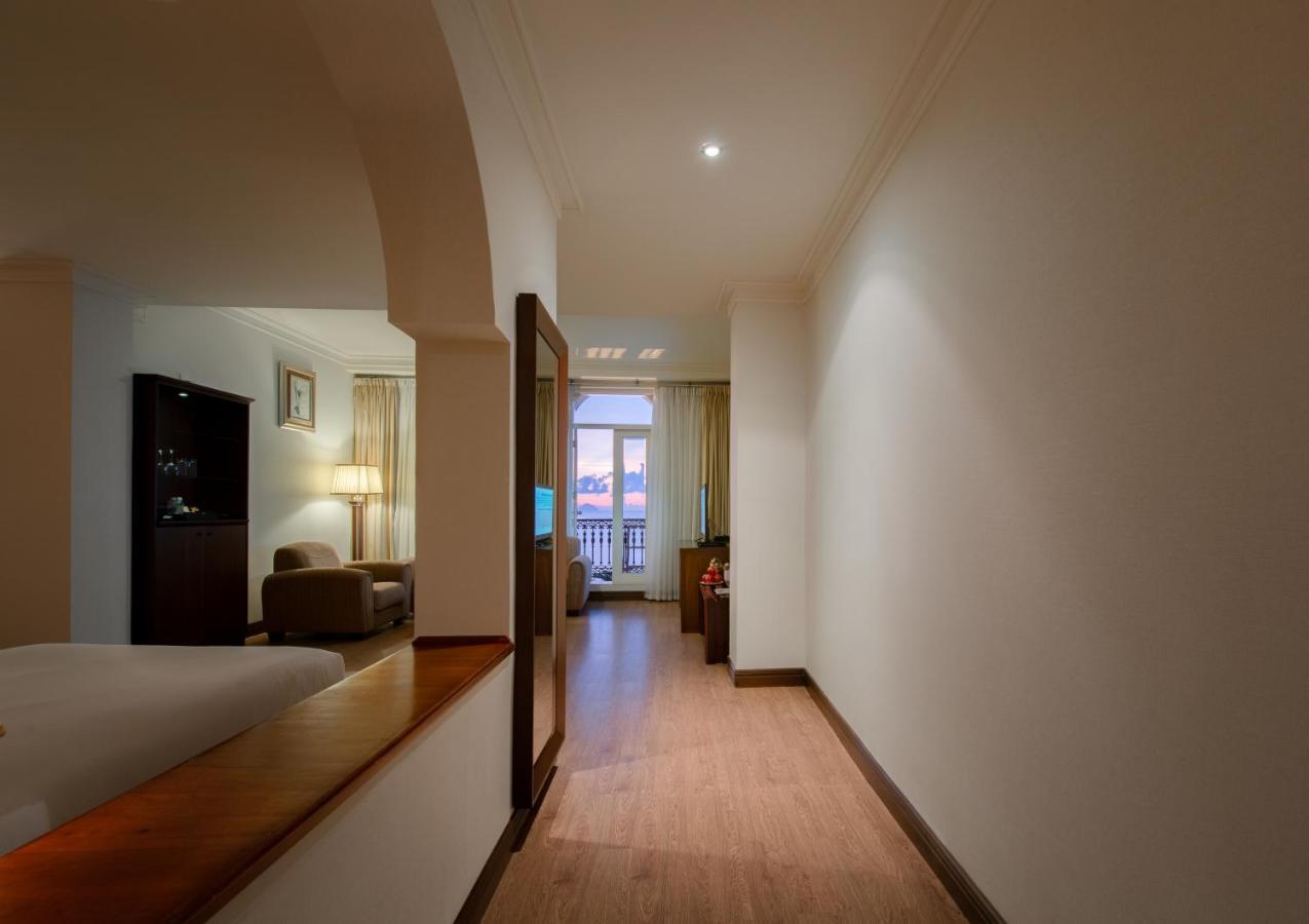 Sunrise Nha Trang Beach Hotel & Spa Екстериор снимка