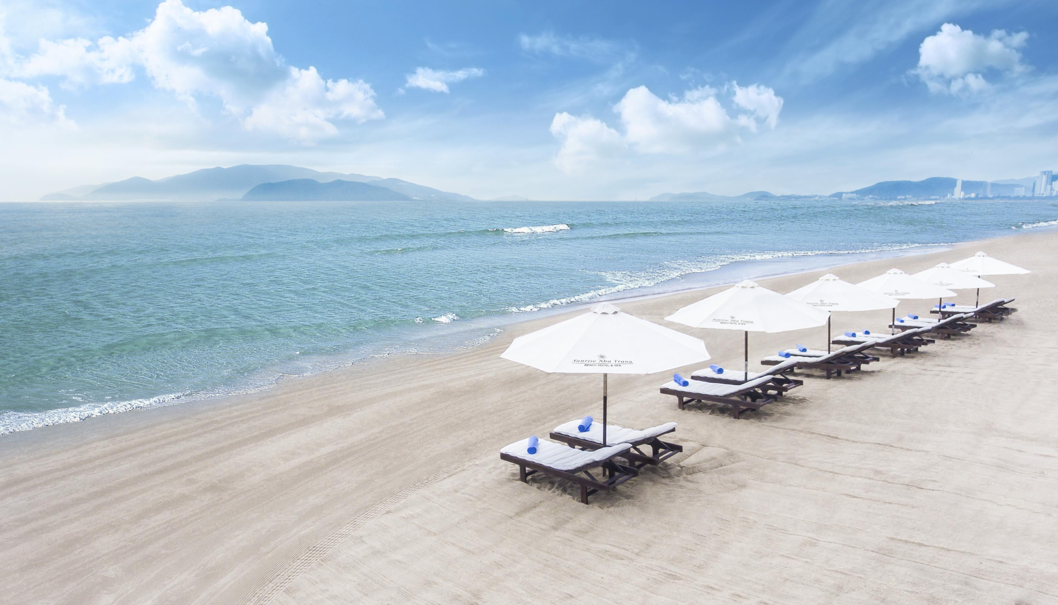 Sunrise Nha Trang Beach Hotel & Spa Екстериор снимка