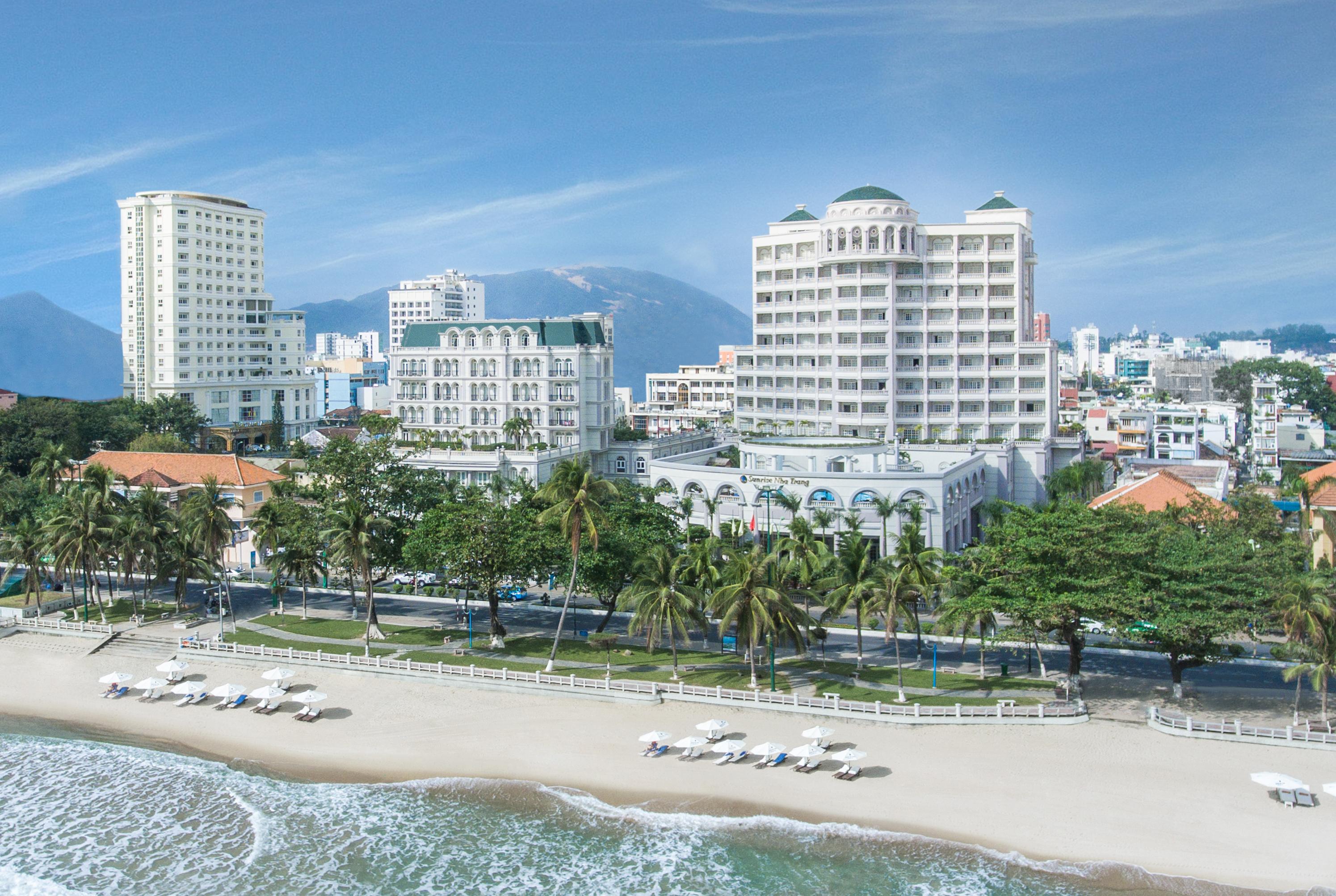 Sunrise Nha Trang Beach Hotel & Spa Екстериор снимка
